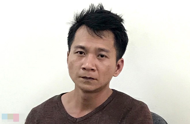 Đối tượng Vương Văn Hùng bị bắt giữ để điều tra.  