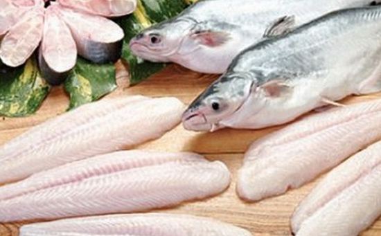 Cá basa không những giàu dinh dưỡng mà nó còn chứa đủ thành phần axit tốt cho sức khỏe. Đặc biệt, thịt cá basa rất giàu DHA cần thiết cho sự phát triển não bộ của thai nhi, giúp chuyển hóa cholesterol lưu thông mạch máu, giảm chứng loạn đập tim, giảm tiền sản giật ở bà bầu.