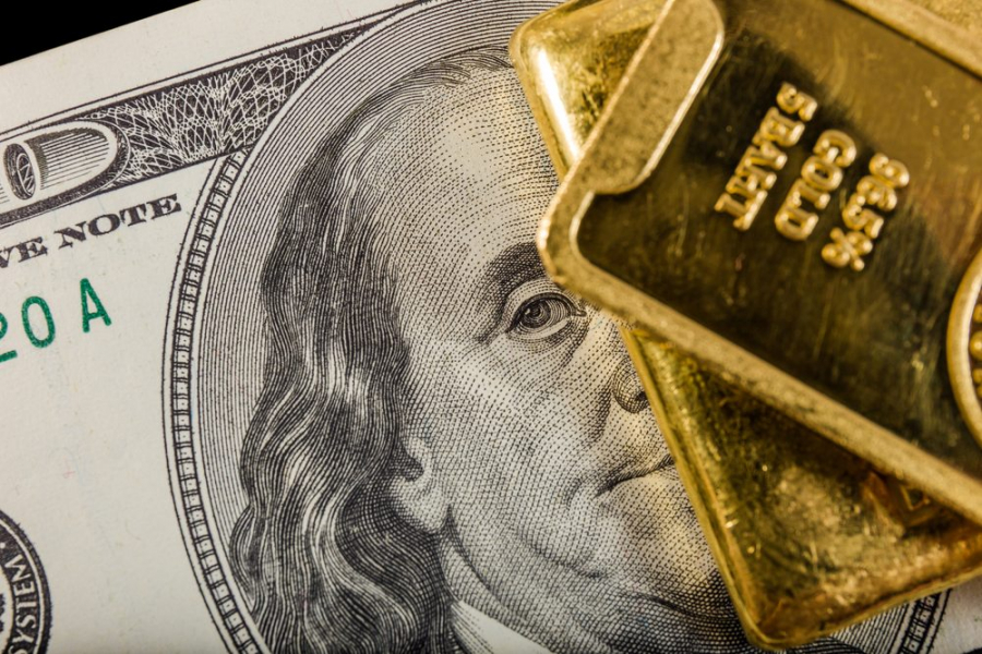Gold-and-US-Dollar-money