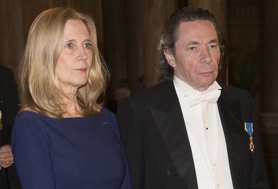 Ông Jean-Claude Arnault và vợ là bà Katarina Frostenson đang bị cáo buộc liên quan tới bê bối tình dục và khủng hoảng tài chính, nguyên nhân chính khiến giải Nobel Văn học 2018 bị trì hoãn
