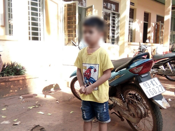 Cháu bé nghi bị bắt cóc tại thị xã Phước Long