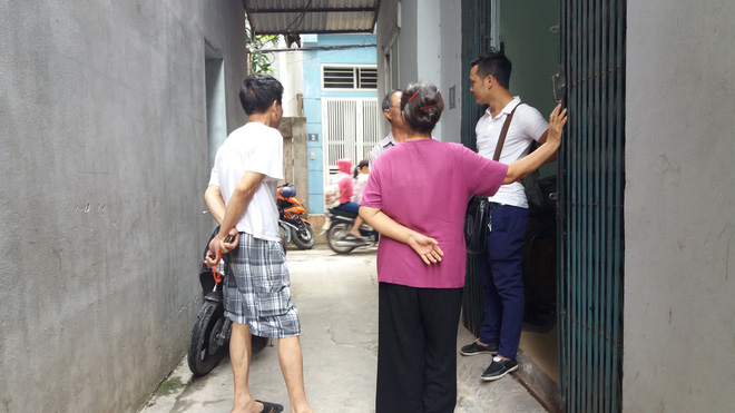 Chính quyền địa phương cũng đã tới nhà cháu bé tại Cổ Nhuế để xác minh vụ việc