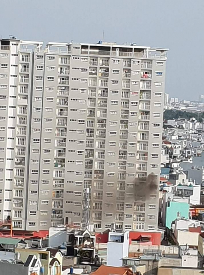 Đám cháy phát ra từ căn hộ ở tầng 6, chung cư I-home, quận Gò Vấp, TP HCM