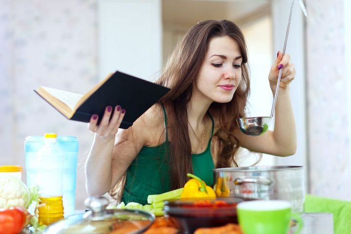 woman-cooking-recipes-720x480