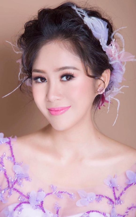 le phuong khoe anh cuoi (