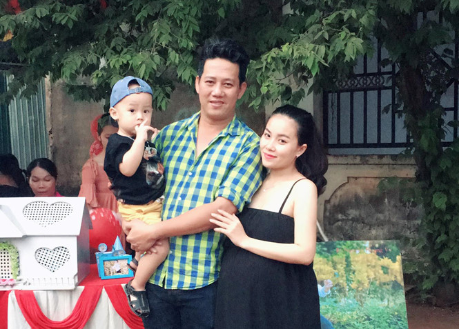 Gia đình nhỏ của diễn viên hài Lê Nam