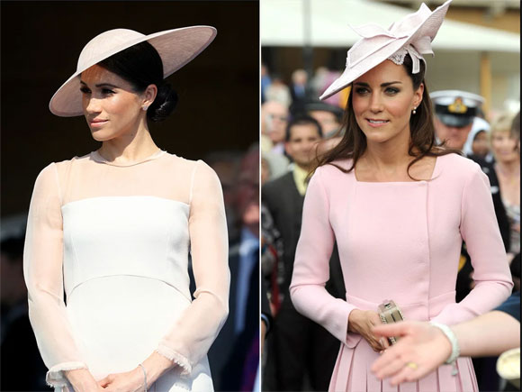 Cả hai đều thông minh khi chọn trang phục và phụ kiện tông xuyệt tông nhưng  chiếc mũ của Kate Middleton cầu kỳ đính hoa