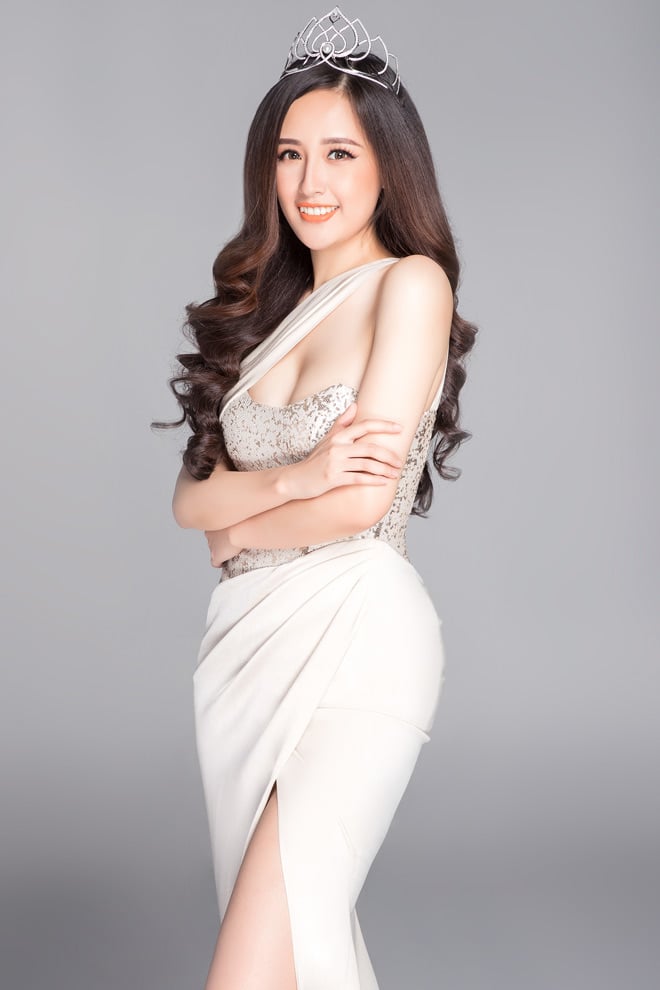 Mới đây, Mai Phương Thúy cùng với 13 Hoa hậu Việt Nam đã lần đầu hội tụ sau 30 năm trong đêm Đại hội nhan sắc - Gala 30 năm Hoa hậu Việt Nam diễn ra tại Tuần Châu (Quảng Ninh).