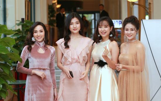 4 diễn viên đảm nhận 4 vai chính của bộ phim: Mai Anh (vai Trúc), Lương Thanh (Mai), Kim Oanh (Lan) và Thu (Cúc) - Từ trái qua phải    