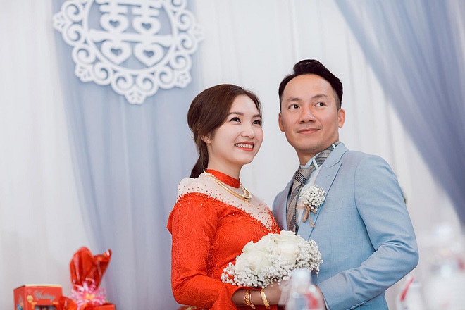 Thụy Vy và Tiến Đạt trong hôn lễ tại quê nhà Bình Thuận cuối tháng 12/2018.    