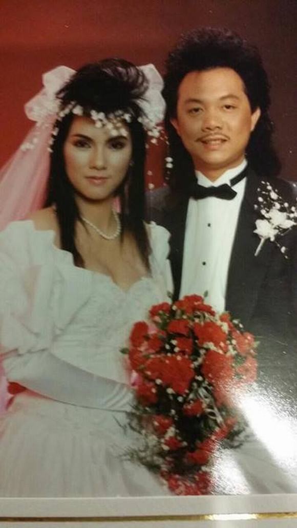Phương Loan sinh năm 1959, chỉ kém Chí Tài một tuổi. Cả hai kết hôn vào năm 1987.    