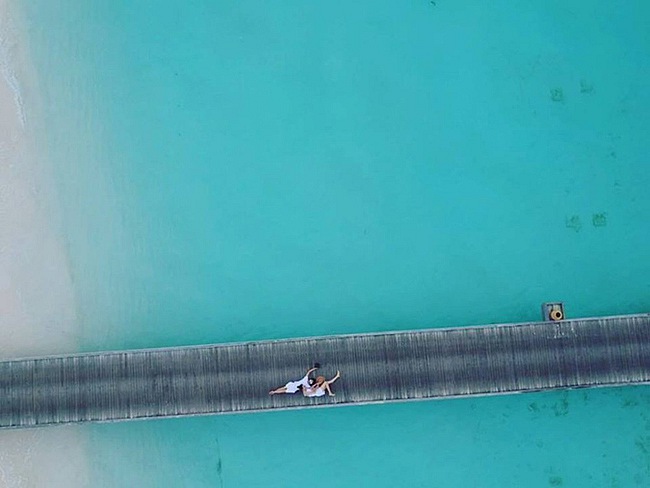 Thiên đường nghỉ dưỡng Maldives là điều xa xỉ với nhiều người nhưng không là gì so với cặp đôi Cường Đô La – Đàm Thu Trang.    