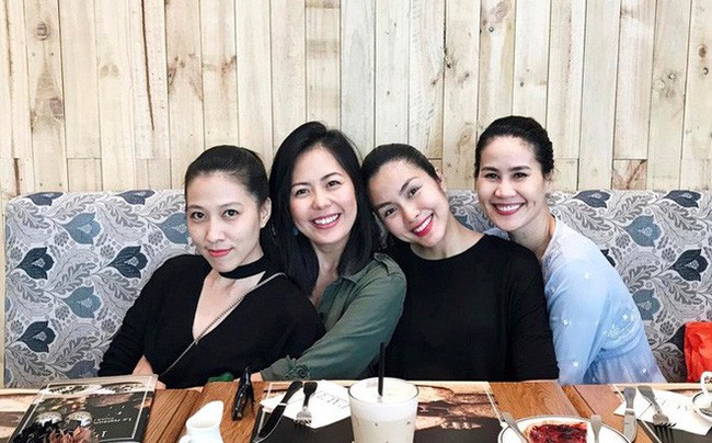 Dù bận rộn nhưng những cô gái vẫn luôn thu xếp thời gian gặp nhau, những sự kiện quan trọng chắc chắn sẽ không thể thiếu bóng một ai. Họ đồng hành cùng nhau từ các sự kiện lớn nhỏ, đến tụ tập đều đặn dù cuộc sống khiến khán giả không khỏi ngưỡng mộ.