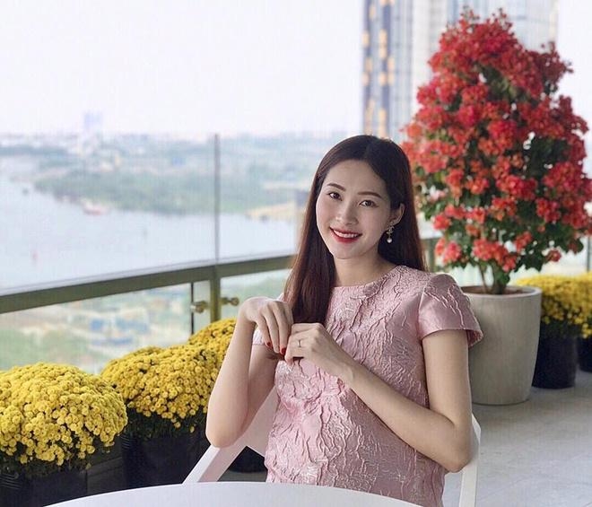 Hoa hậu Đặng Thu Thảo cũng là một trong những mỹ nhân Việt xinh đẹp khi mang bầu. Không hổ danh là 