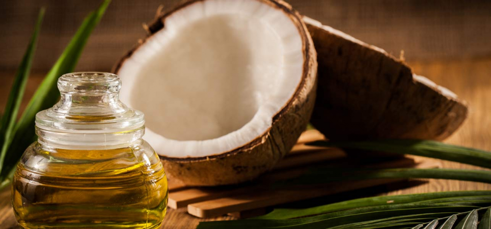 Coconut-Oil-For-Dandruff-Control-In-5-Effective-Ways0-
