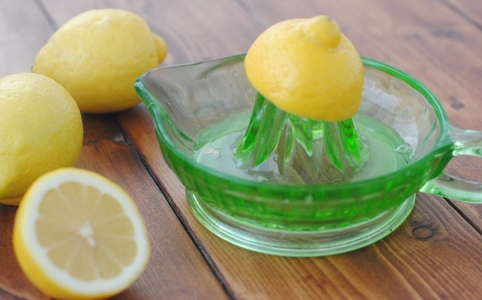 lemon-juice-rinse