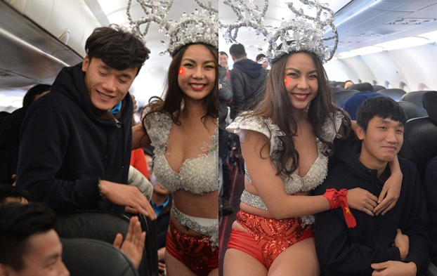 VietJet bị phạt 40 triệu đồng vì diễn bikini phản cảm đón U23 Việt Nam trên máy bay