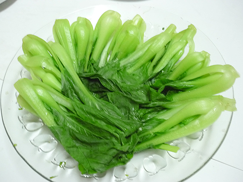 Bỏ vài giọt này vào luộc rau sẽ thấy kết quả bất ngờ, rau ngon ngọt xanh mướt đẹp mắt