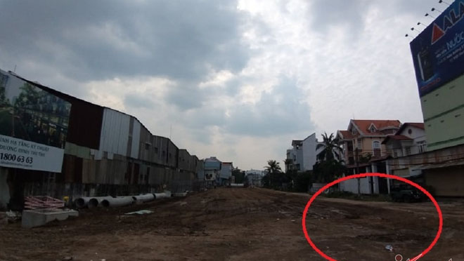 Phát hiện th.i th.ể bé sơ sinh trong túi nylon bị vùi dưới đất cát công trường