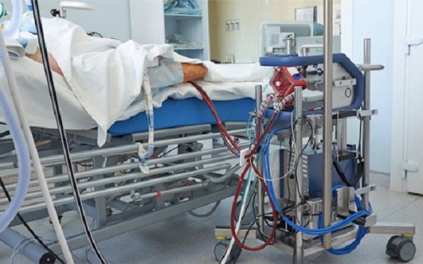 Phi công nhiễm Covid-19 rất nguy kịch, chuyên gia hội chẩn ghép phổi cho bệnh nhân
