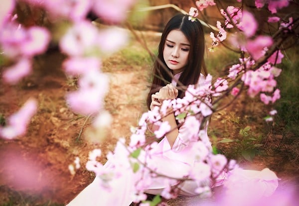 Đặc điểm không lẫn vào đâu được của người nghèo kiết xác, cuối đời cũng  chẳng khá lên được