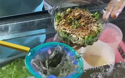 Mục sở thị món sống còn nhảy tanh tách, khuyến cáo thực khách 'yếu tim' không thử ở Thái Lan