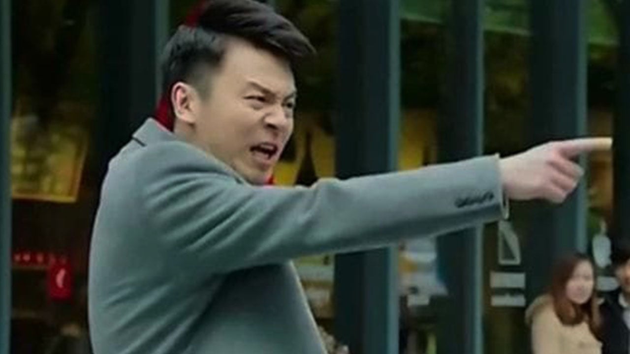 Đàn ông 'rẻ tiền' thường có 4 hành vi này khi giao tiếp: Loại số 1 nhiều như cơm bữa