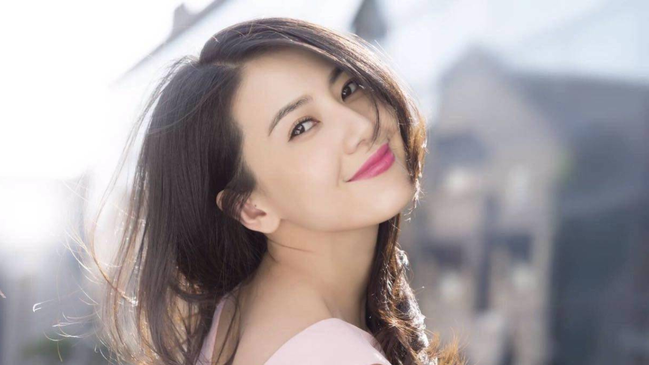 4 thứ phụ nữ thông minh đừng bao giờ giao cho người khác, kể cả chồng