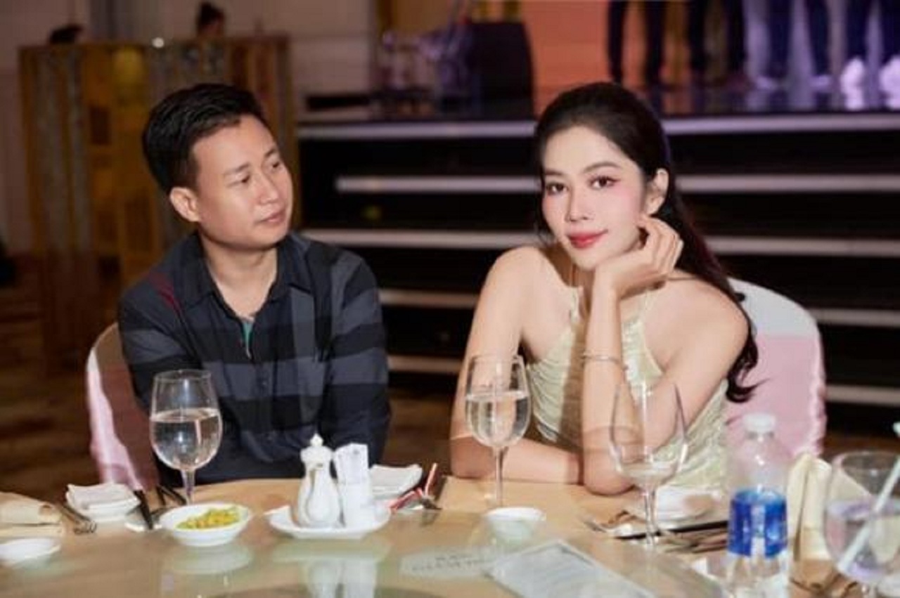 Nam Em và chồng sắp cưới cãi nhau cực căng trên sóng livestream, đàng trai lập tức đòi chia tay