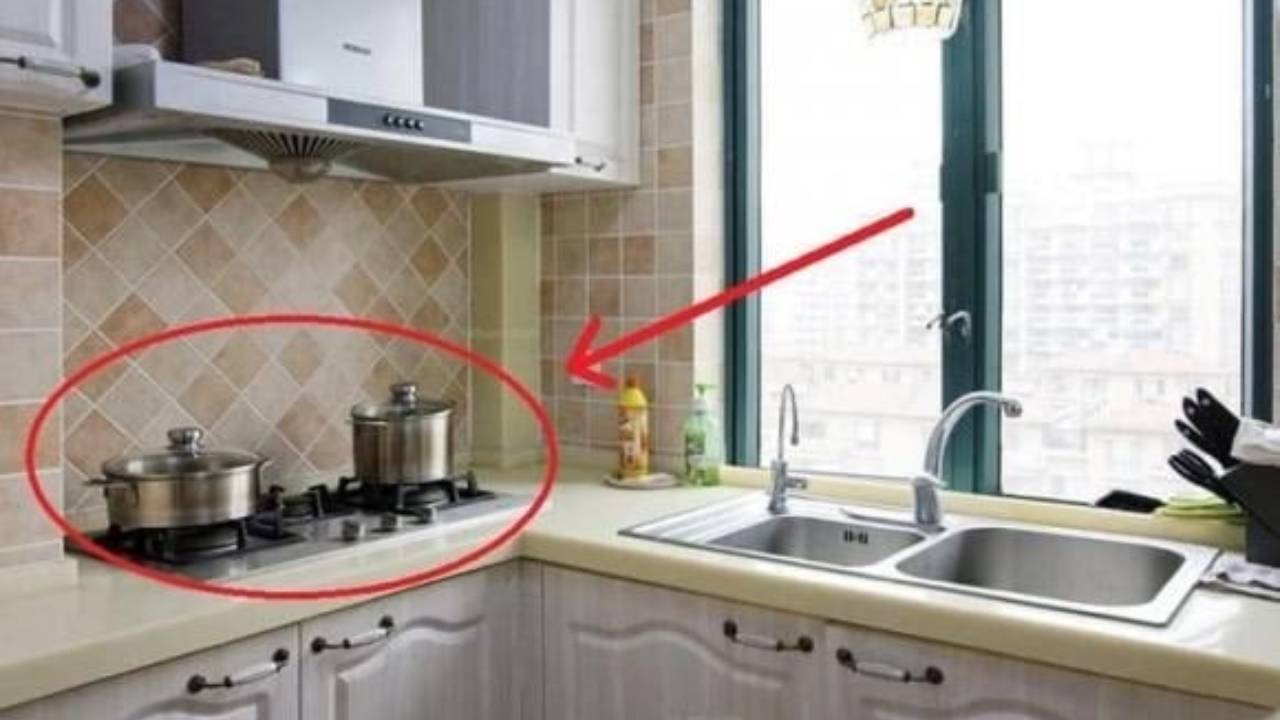 Người xưa dặn chẳng sai: Bếp không giữ 3 hướng, giường không đặt 3 nơi, vì  sao lại như vậy?