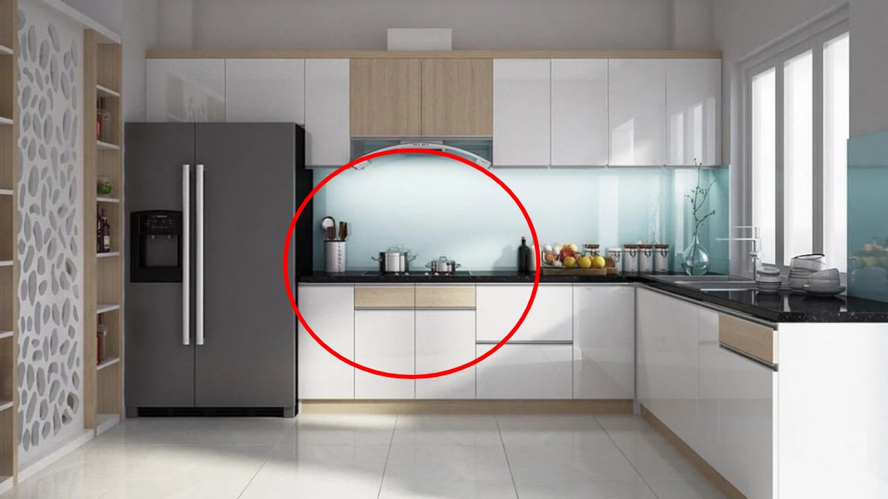 Nhà đã lỡ đặt bếp giữa nhà thì xử lý thế nào?
