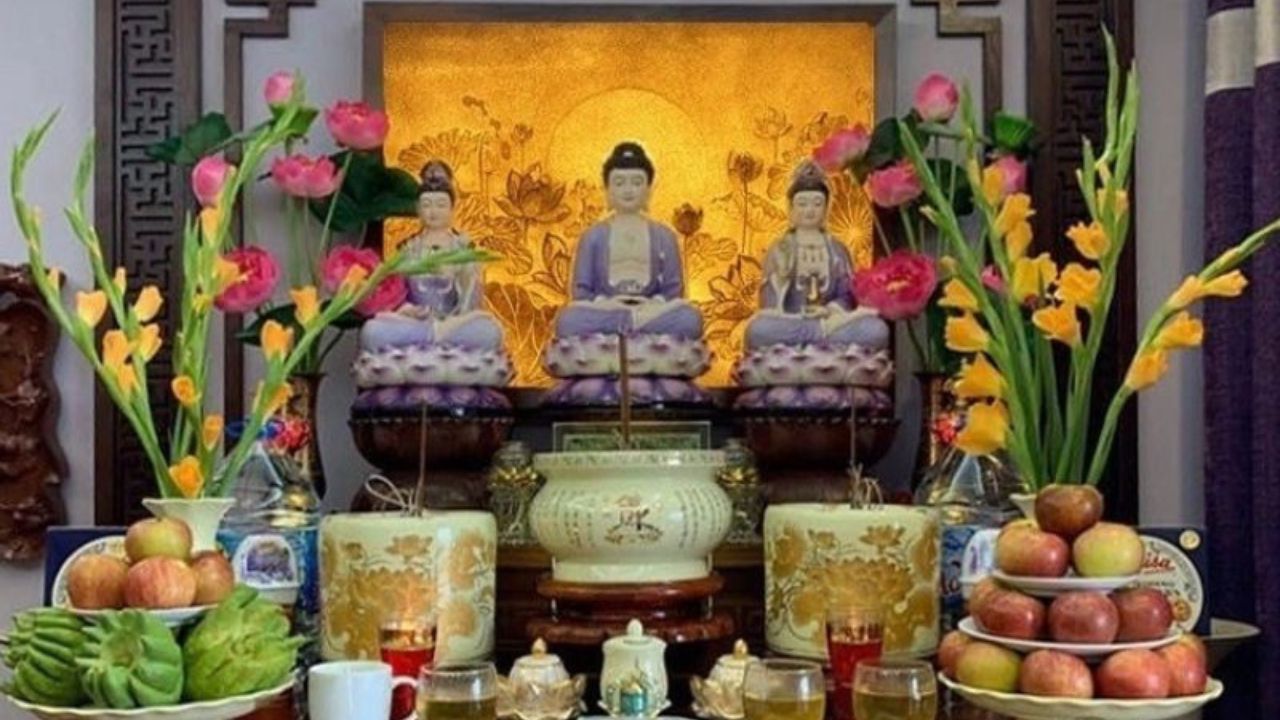 5 Loại Hoa Cúng Rằm cứ đặt lên bàn thờ thì tiền về như nước: Tổ tiên ...