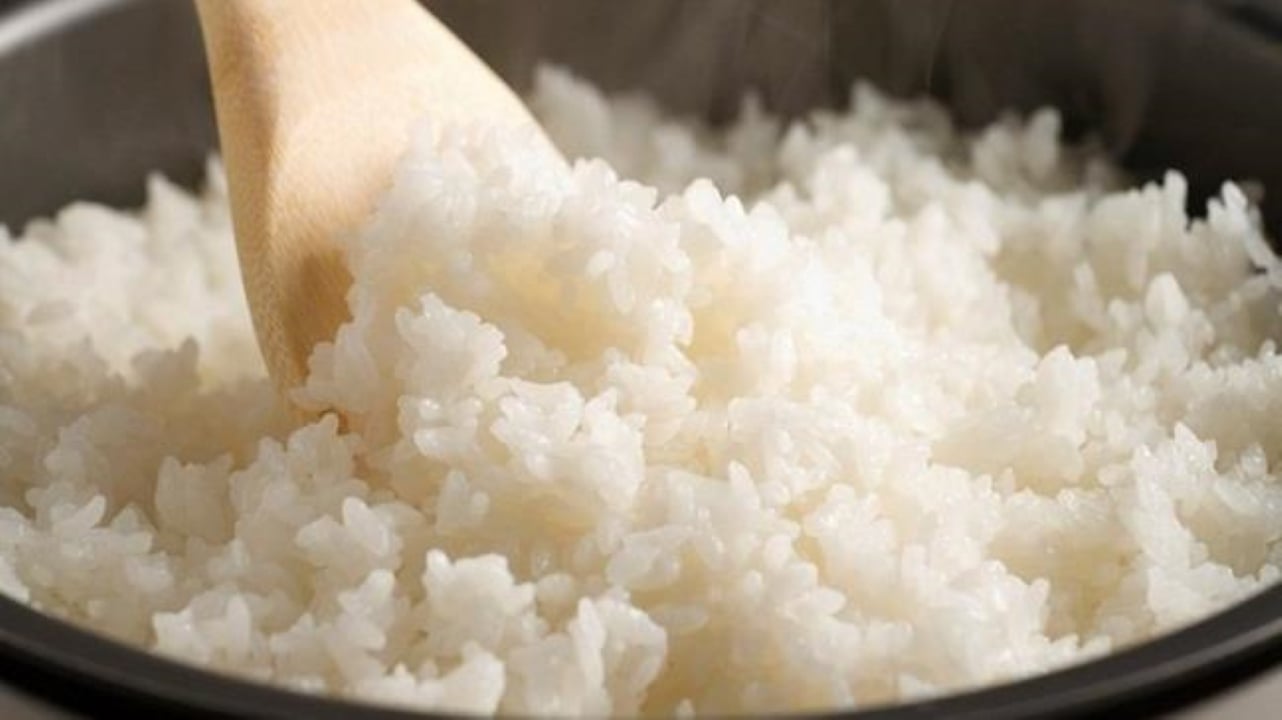 Không ăn cơm và mì có thể giúp bạn giảm cân nhanh chóng. (Ảnh minh họa)