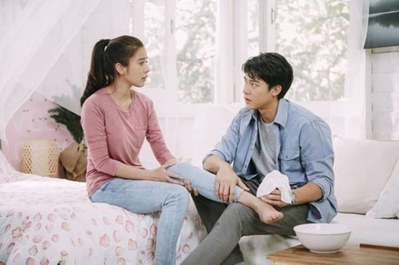 Tân hôn, vợ giẫm vào giày chồng thì cả đời sẽ đồng cam cộng khổ. (Ảnh minh họa)