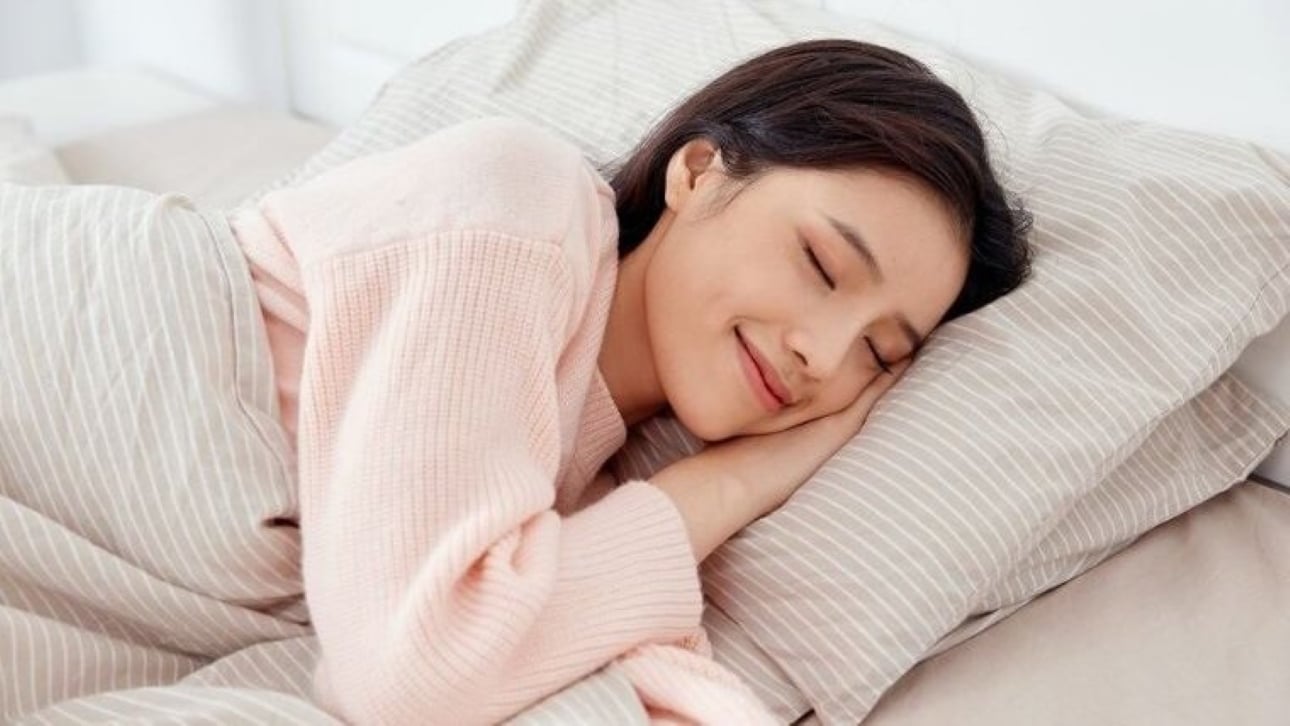 Kỹ thuật thởi 4-7-8 giúp bạn ngủ ngon trong vòng chưa đầy 1 phút. (Ảnh minh họa)