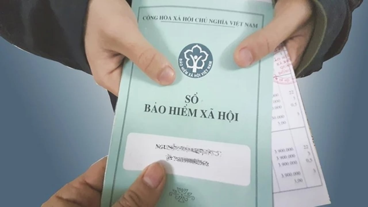 Người đóng BHXH trên 20 năm sẽ có thêm tin vui từ ngày 1/7/2025. (Ảnh minh họa)