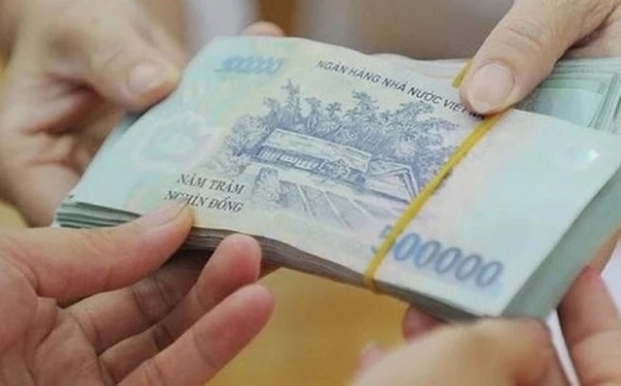 Trong cuộc sống đời thường, không ít người bị lừa dối tiền bạc, thậm chí bị lừa bởi chính bạn bè, người thân thiết. (Ảnh minh họa)