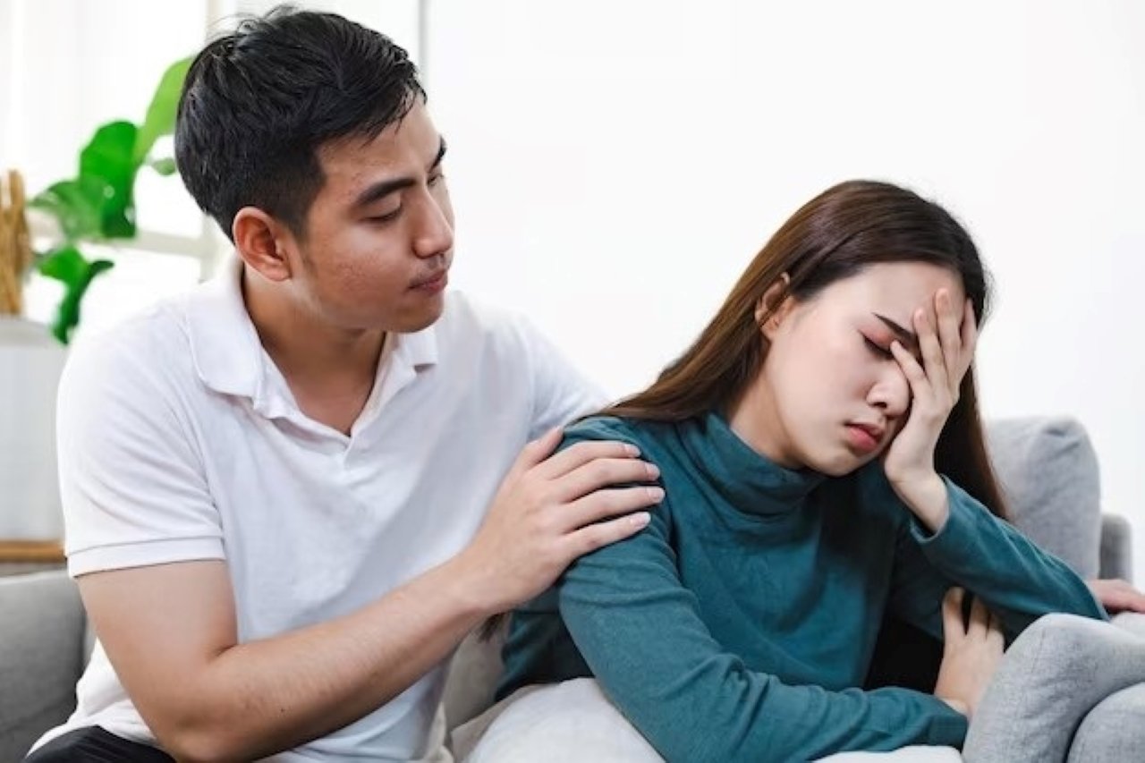 Khi vợ giận dỗi các ông chồng nên cố gắng giúp vợ bình tình lại. (Ảnh minh họa)