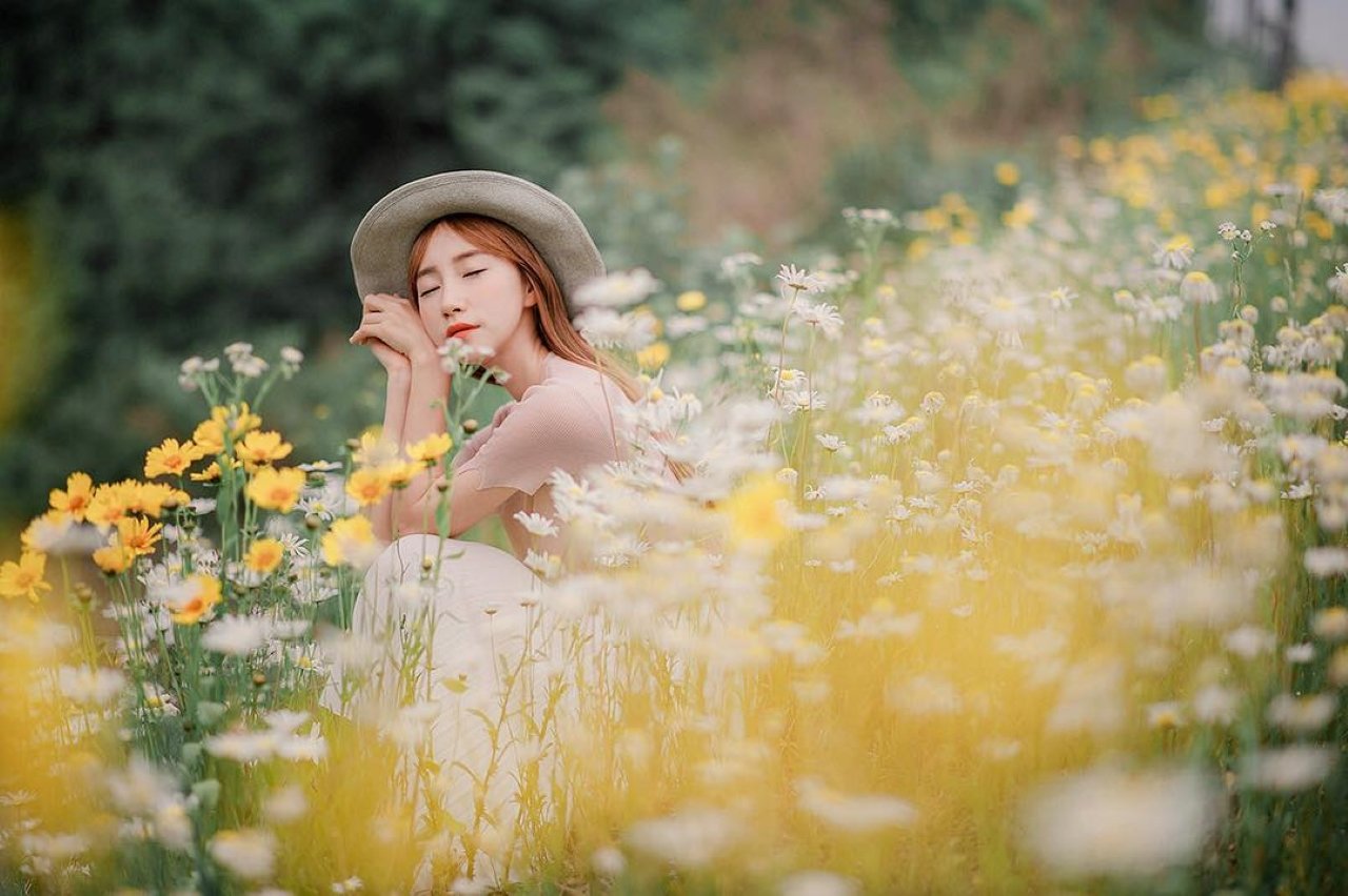 Chỉ cần thay đổi một vài thói quen, cuộc sống của bạn dần sẽ trở nên vui vẻ, hạnh phúc có nhiều năng lượng tích cực hơn. (Ảnh minh họa)
