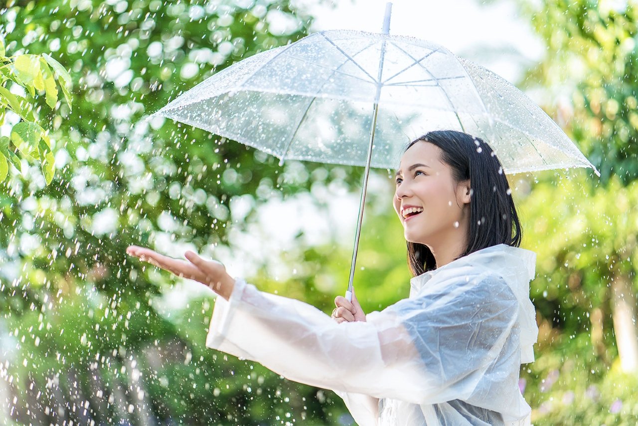Người hạnh phúc luôn toát ra nguồn năng lượng tích cực, tự tin và vui vẻ. (Ảnh minh họa)