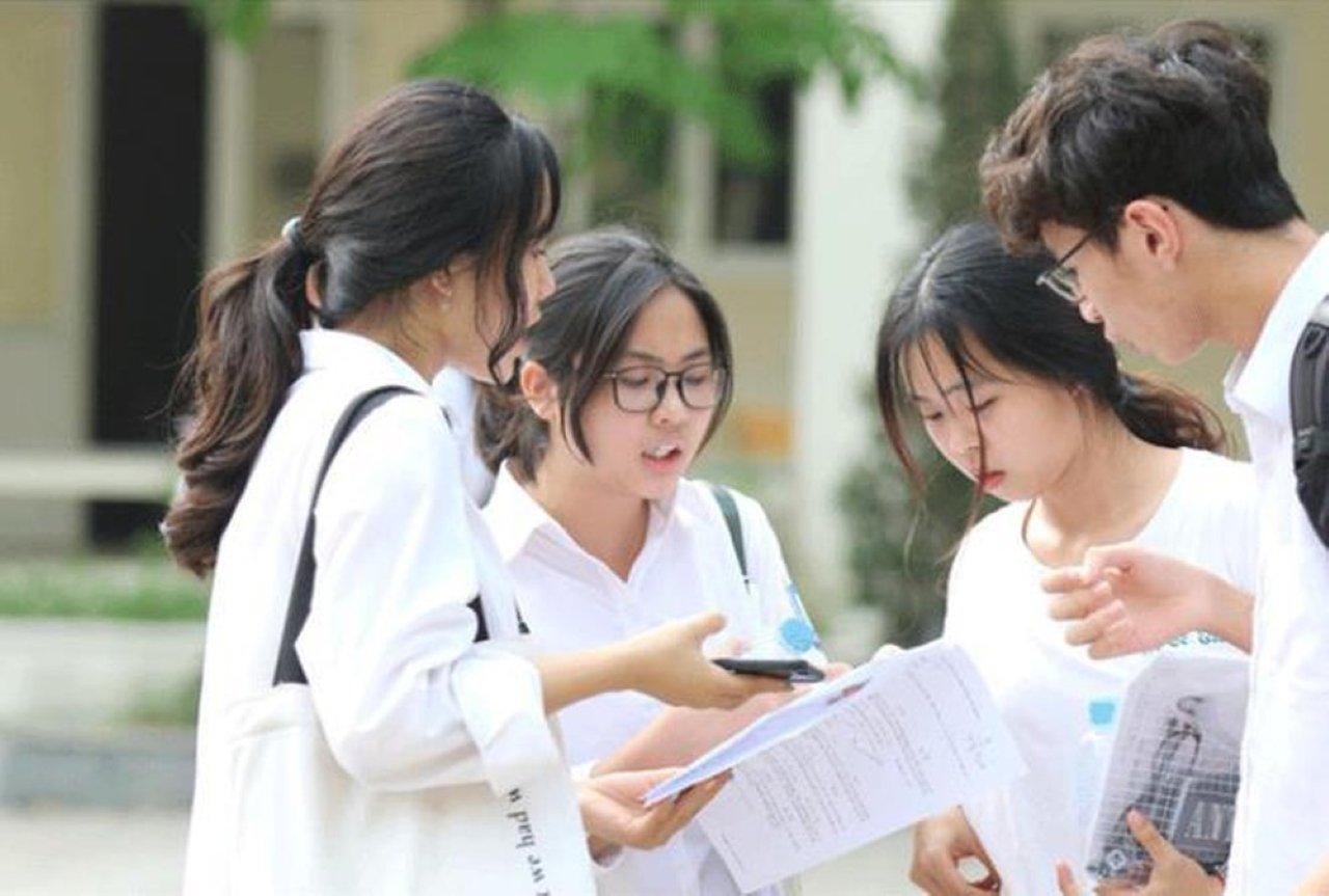 Nhiều ngành học có điểm chuẩn cao chót vót, đạt 9,6 điểm/môn vẫn bị trượt. (Ảnh minh họa)