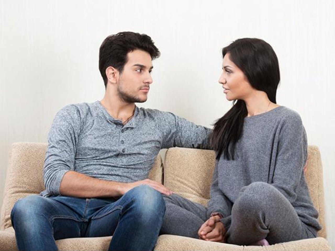 Khi vợ chồng giận nhau, thì một nói lời xin lỗi một cách chân thành nhất là rất hiệu quả. (Ảnh minh họa)