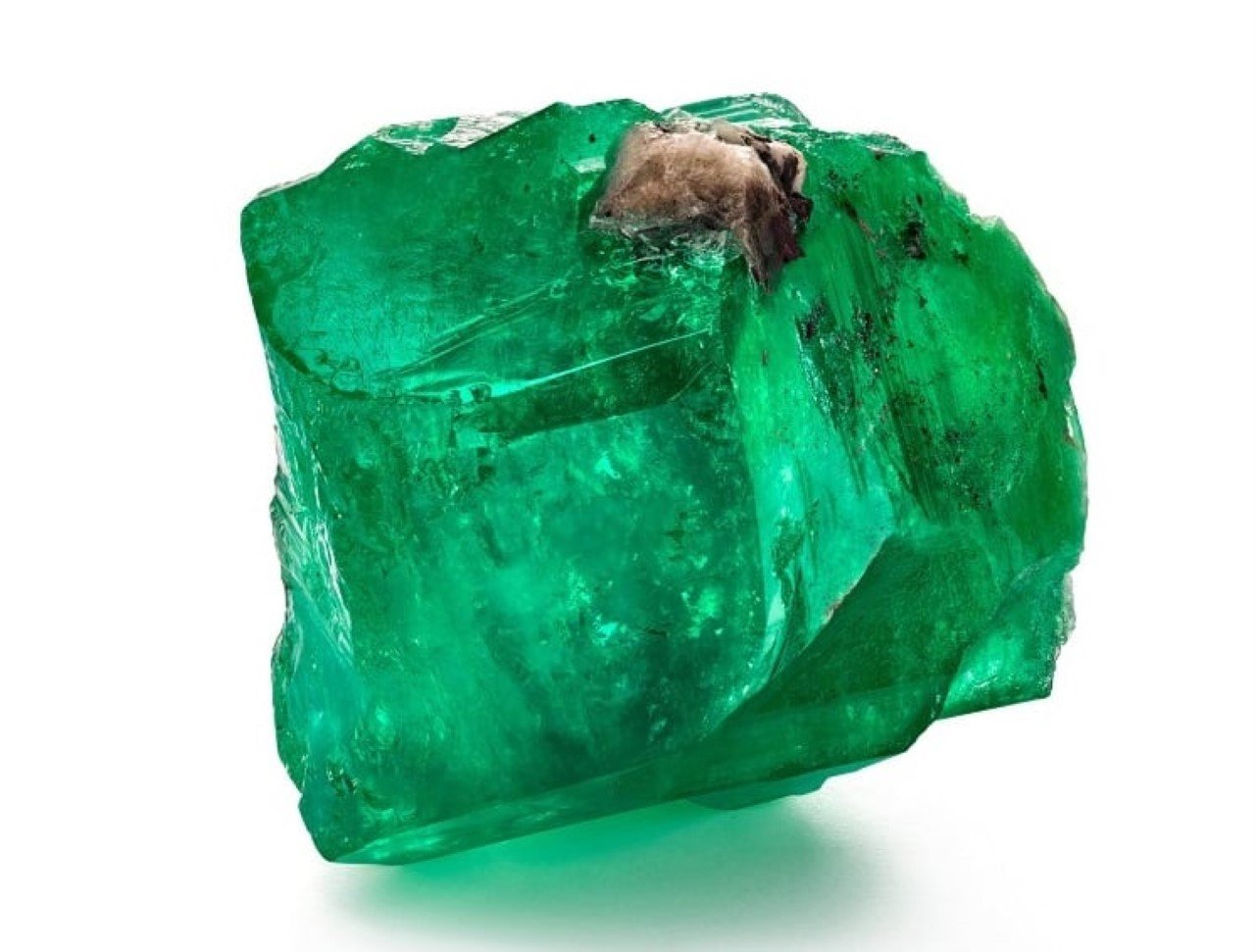 Đá ngọc bích có khả năng đem đến sự may mắn, giúp chủ nhân tránh được các xui rủi và sự nguy hiểm rình rập. (Ảnh minh họa)
