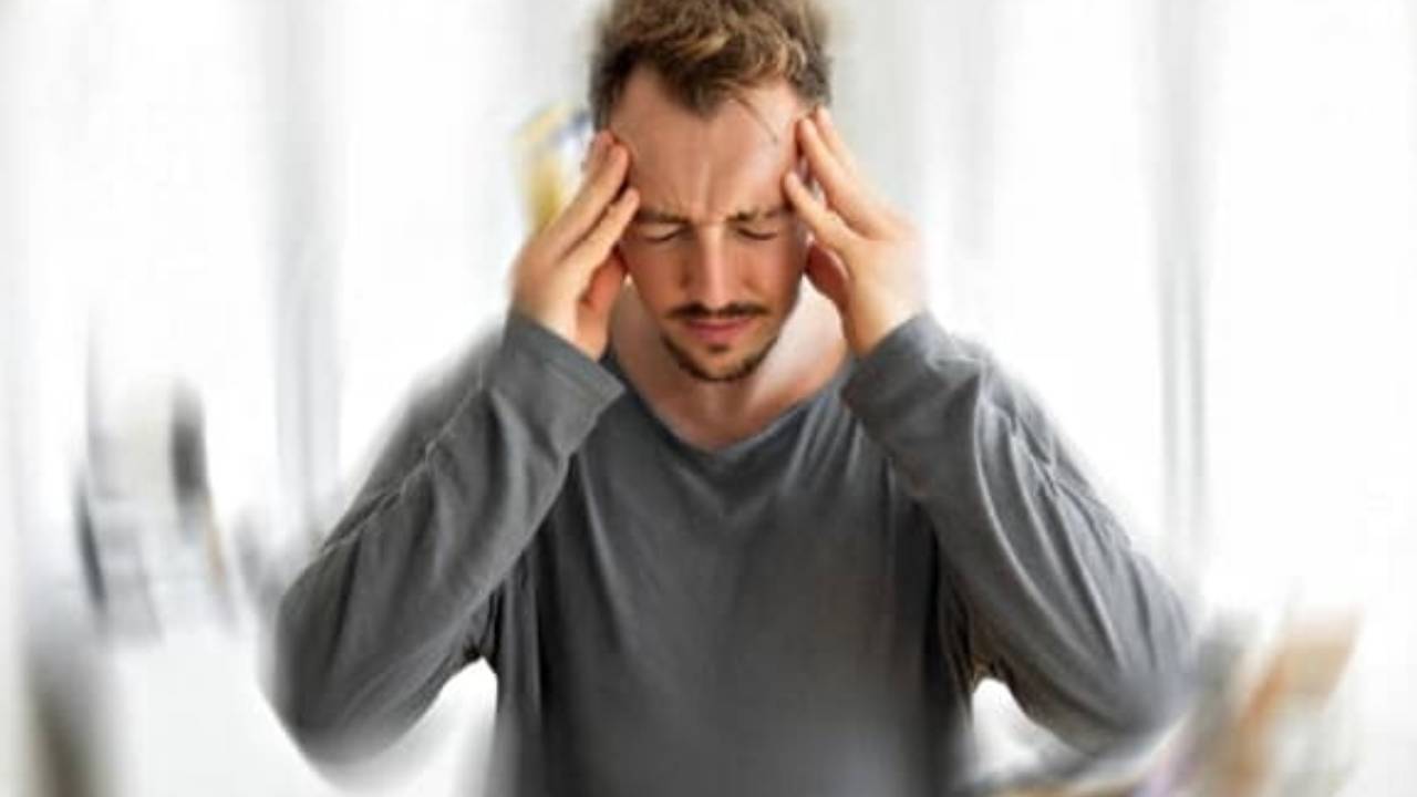 Bác sĩ cảnh báo: 3 thói quen nguy hiểm trước nhồi máu não, thói quen thứ  hai bạn vẫn làm mỗi ngày!