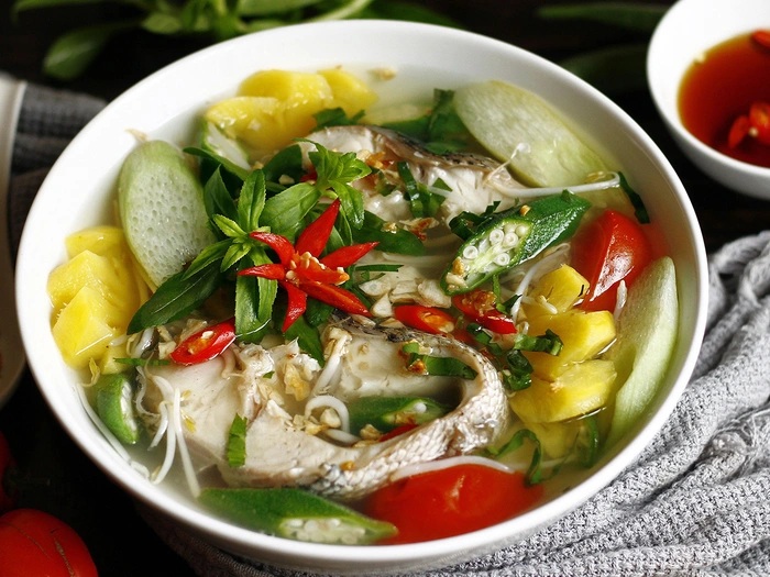 Nấu canh cá nên dùng nước sôi hay nước lạnh để khử tanh, tăng thêm chất bổ?