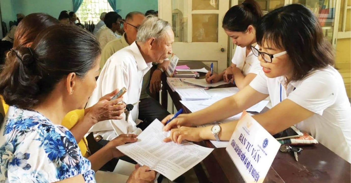 Theo luật mới, tuổi nghỉ hưu của người lao động trong điều kiện lao động bình thường là đủ 60 tuổi 03 tháng đối với lao động nam và đủ 55 tuổi 04 tháng đối với lao động nữ. (Ảnh minh họa)