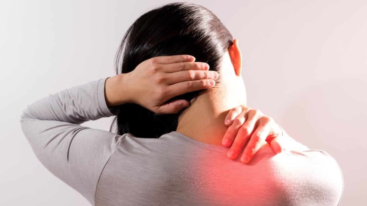 Bước sang tuổi 40, cơ thể phụ nữ có rất nhiều vấn đề xương khớp. (Ảnh minh họa)