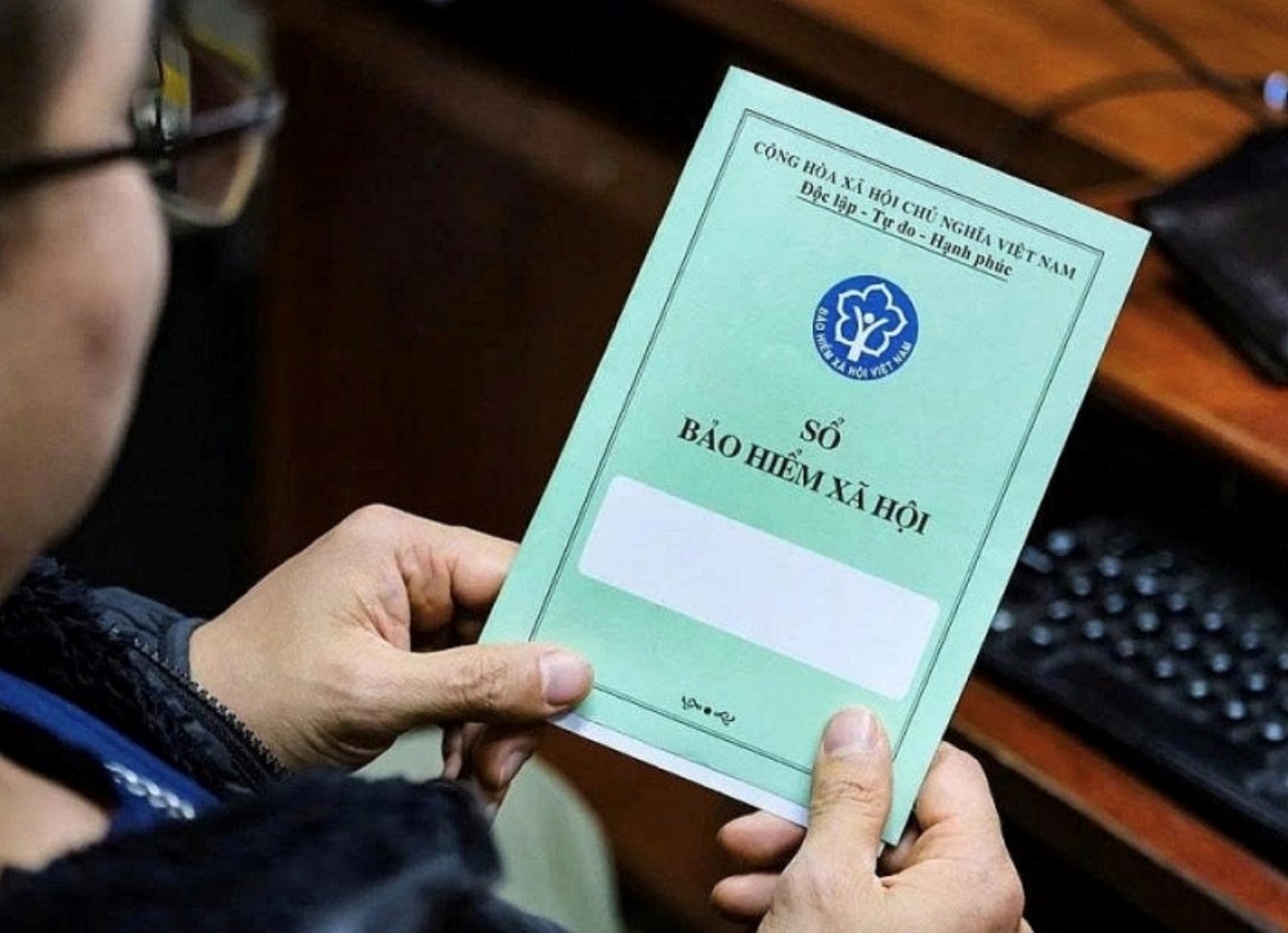 Thời điểm tham gia BHXH quyết định cách tính lương hưu. (Ảnh minh họa)