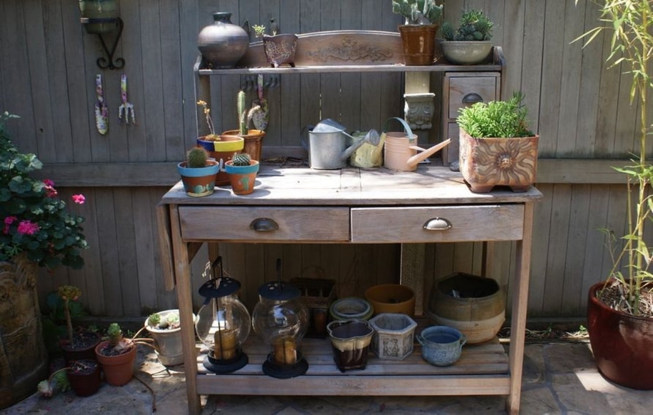 5 Loại Tà Vật Này Nhà Ai Cũng Có, Có Thể Mang Tới Sát Khí, Hãm Hại Gia Chủ Dùng Đồ Cũ Của Người Khác, Nhất Là Khi Không Rõ Lai Lịch Là Điều Không Mang Lại Sự Cát Tường, Bị Coi Là Vật Có Sát Khí. (Ảnh Minh Họa)