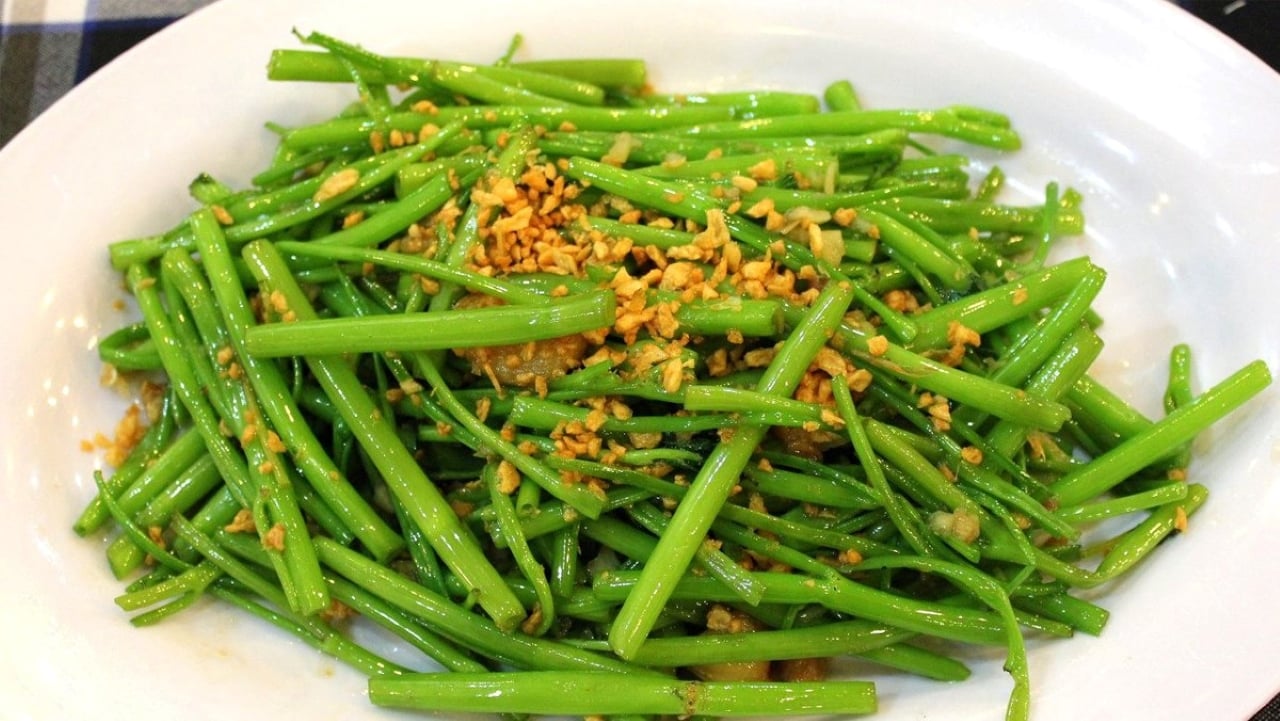 Ăn rau muống cải thiện chất lượng giấc ngủ